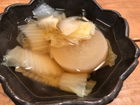 柔らか旨煮！白菜と大根のトロトロスープ！